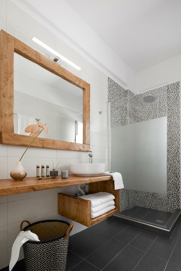 Pnoi Luxury Suites Karterádosz Kültér fotó
